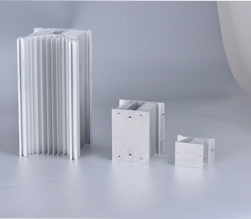 熱烈祝賀我司插片式散熱器又獲得一項(xiàng)發(fā)明專(zhuān)利! 熱烈祝賀我司插片式散熱器又獲得一項(xiàng)發(fā)明專(zhuān)利!